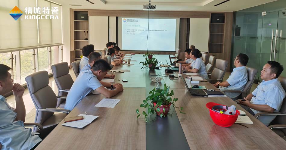 强化专业手艺，，提高服务水平  营销部开展营业手艺培训