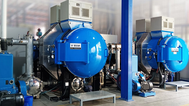 尊龙人生就是博首页特瓷碳化钛棒真空烧结炉